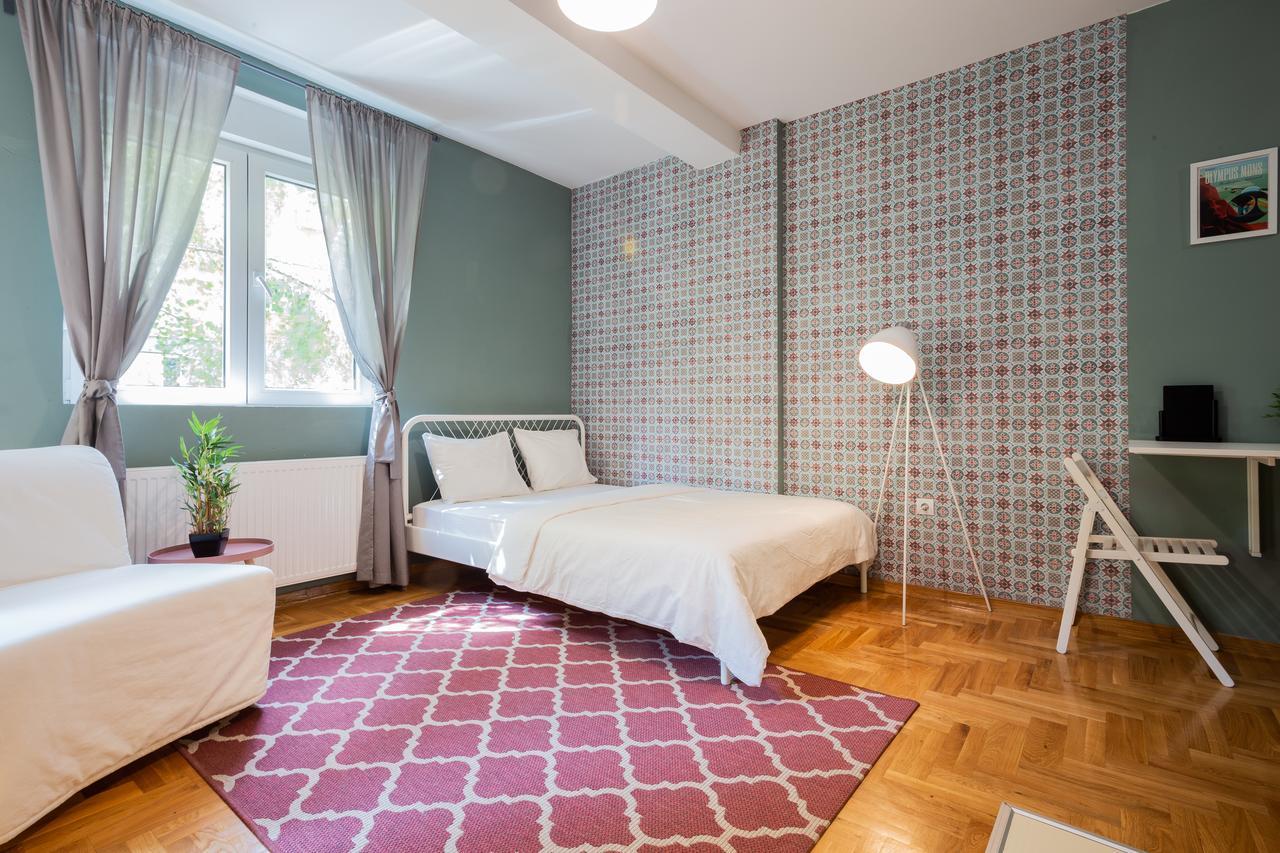 ! Promo! Central Evergreen Studio - Free Public Parking-Fast Wi-Fi Нови-Сад Экстерьер фото
